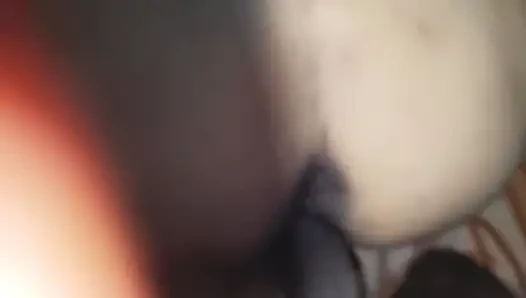Hintli ateşli evli kadın büyük yarakla sikişiyor ev yapımı video