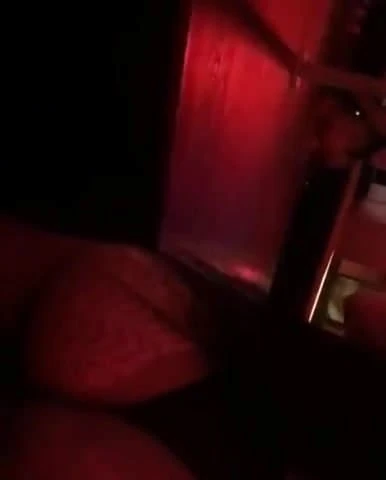 Moviendo el culo