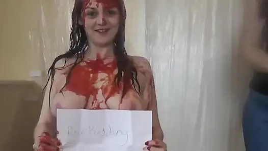 Emma Mystery kovalıyor