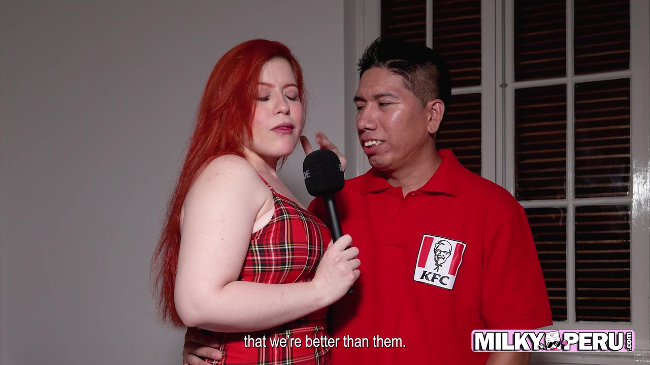 有人看到我，我很尴尬！！Greta Sweet给一个丑陋的粉丝口交他该死的生活