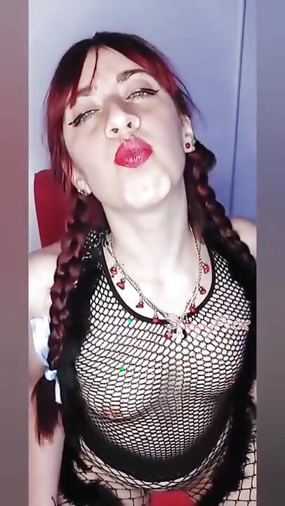 Shyyfxx Din Femdom Kreste Ydmyger Dig, Mens Du Behager Hende JOI CEI Countdown Del 1