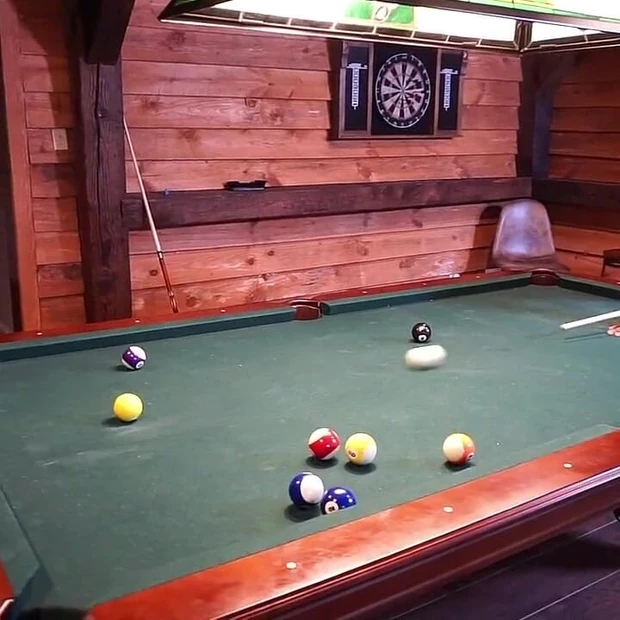 Eight Ball Corner Pocket