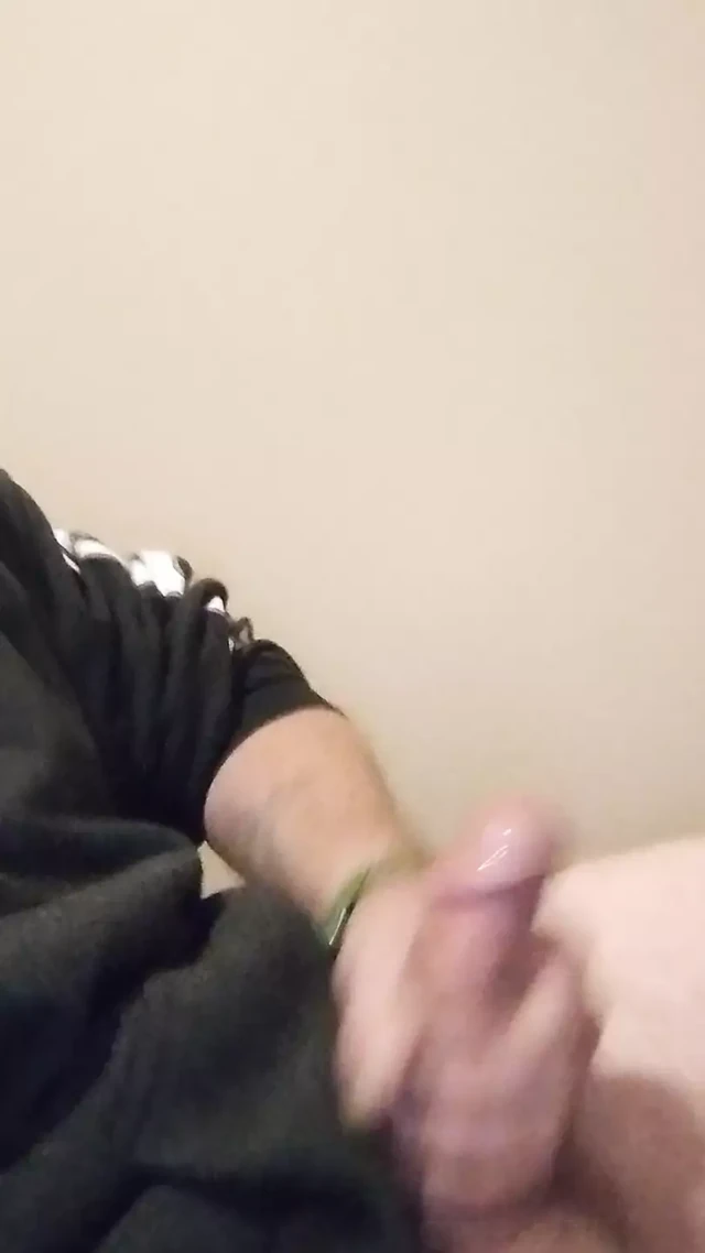 Married man cums hard