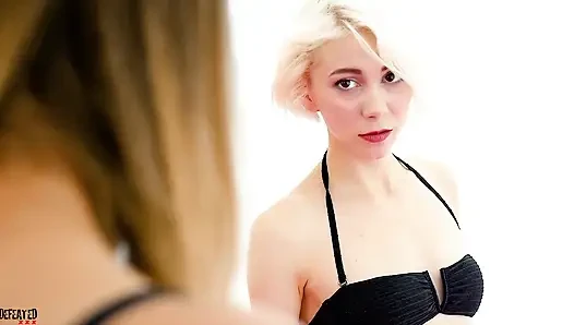Tracy Lilith hot wrestling - Sexy blondie Vs cute brunette