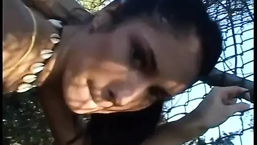 Süper Göğüslü Tenis Genci