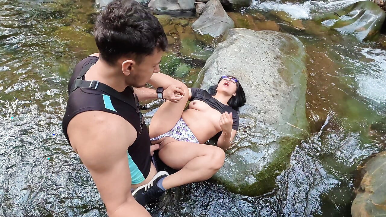 PART ONE fucking in the river.. SEX IN PUBLIC a madness lets her face be filled with cum