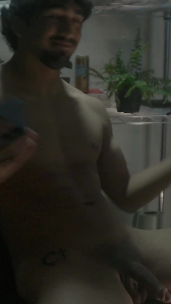 "hej muškarci" i on je 20-godišnjak koji se žali dok mu je kurac napolju | Klip 1