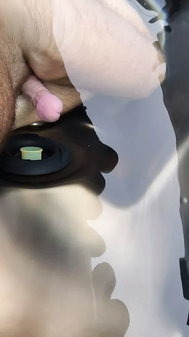 Hot tub jet cum