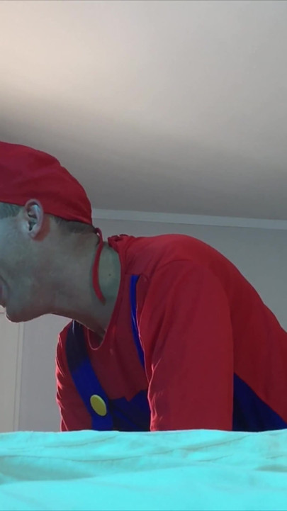マリオ、キノコでTガールとセックス