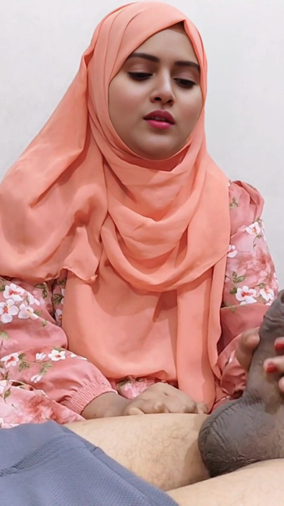 Kakak ipar berhijab cantik India ngobrol romantis dengan saudara ipar dan pekerjaan tangan. (Audio lengkap bangla) video viral. | Klip 1