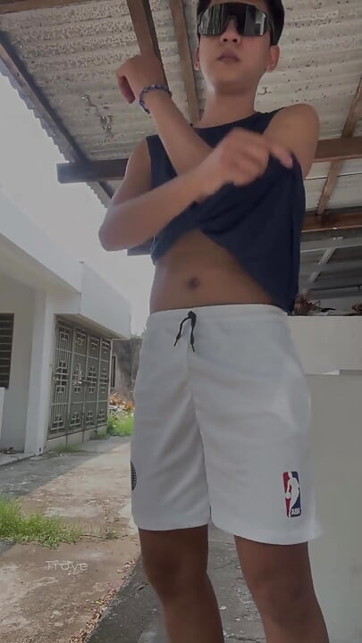 18-year-old Asian Boy Tasty Cock