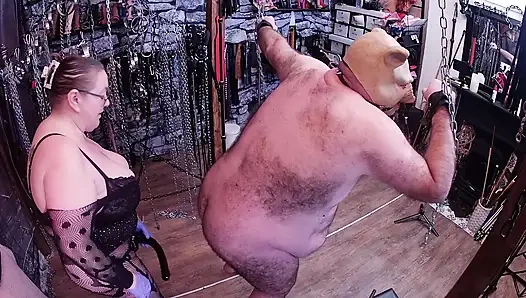 Part 6:- Satana's piggy is back in town for some play time with Domina Satana!