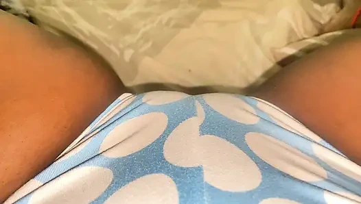 Çok lezzetli gelmeliydim! iyi bir orgazmı dışarı çıkarmadan önce komşu diyor