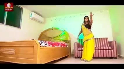 Jia khan sexy dance