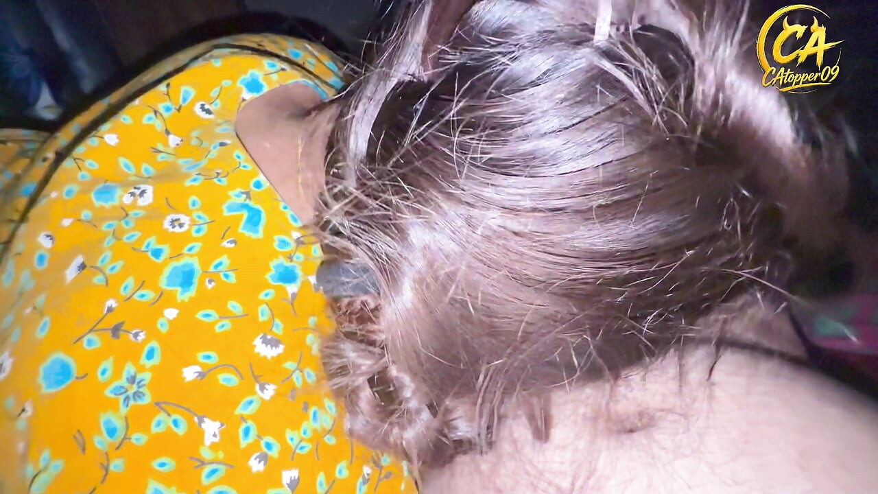 Soție indiană care transformă o muie neglijentă în futai erotic pe la spate