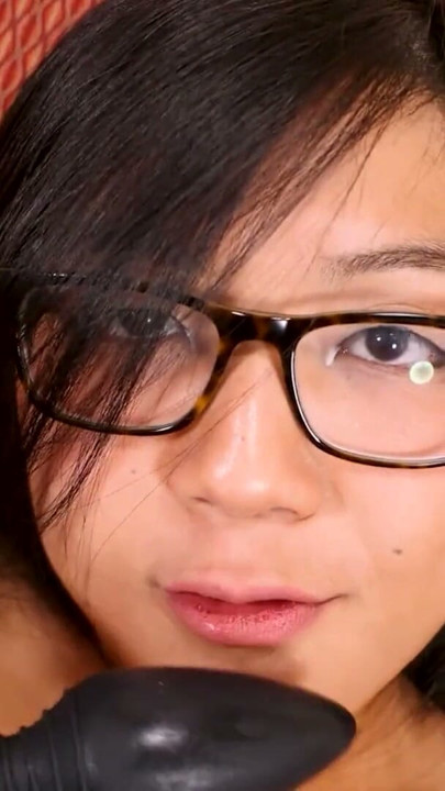 GROOBY ARCHIVES - Twilli Tivianne Naughty Masturbation | Clip 1