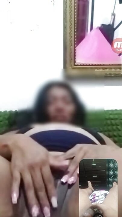 मेरी 50 साल की सास के साथ वीडियो कॉल हॉट