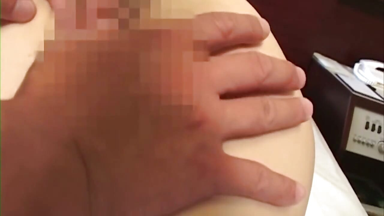 被綁縛的年輕妻子吞下每一寸