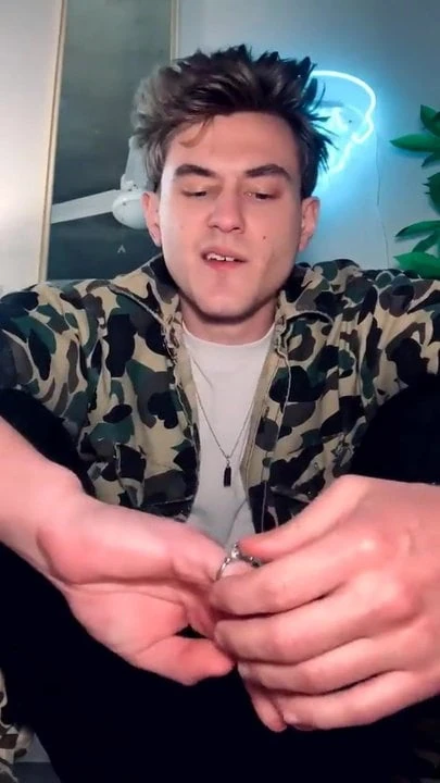 Straight Fag-User Will Use Your Cash Pussy to Get Himsel Off