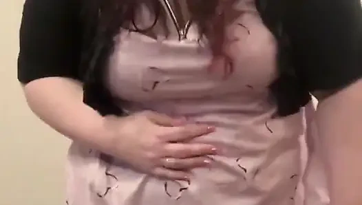 Yoğun kokmuş göt osuruklarını kokluyor ve tarif ediyor