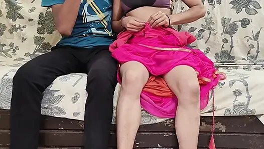 Девушка дези жестко трахается в друге паренька