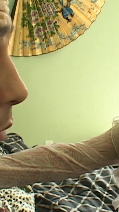 Trenutak koji morate vidjeti iz "Moj polubrat mi samo gura kurac u pičku"