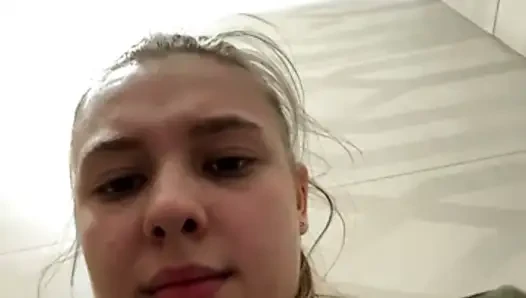 Extreme public sex: cock and pussy about to cum with jucielussie