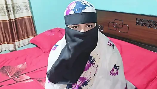 Aunty gave me her pink pussy to fuck, oops