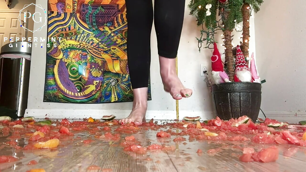 67 taille de géante 16 pieds slo-mo écrasent des oranges au ralenti et destruction de pastèque