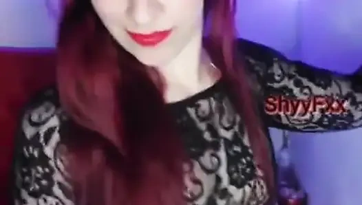 ShyyFxx, с Днем Труда! Я посылаю вам несколько фотографий, чтобы разогреть тебя, пока ты работаешь!