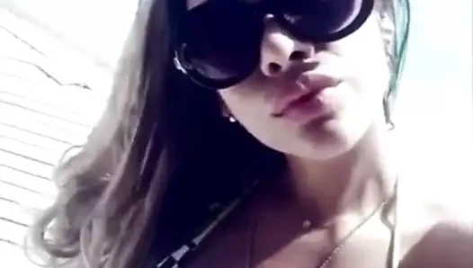Dorita Orbegoso соблазняет