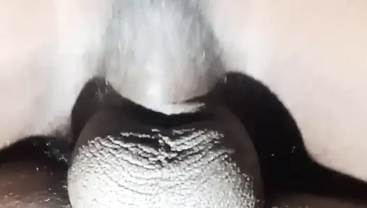 Sri lankan cheating wife fucked by next door man in the morning while i calling her phone