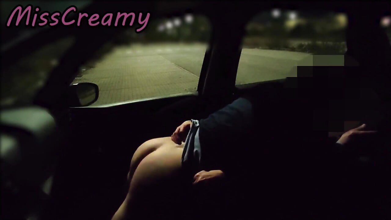 危险的继妹老师公共夜间性爱, 大声潮吹和偷窥风险全高清未删减