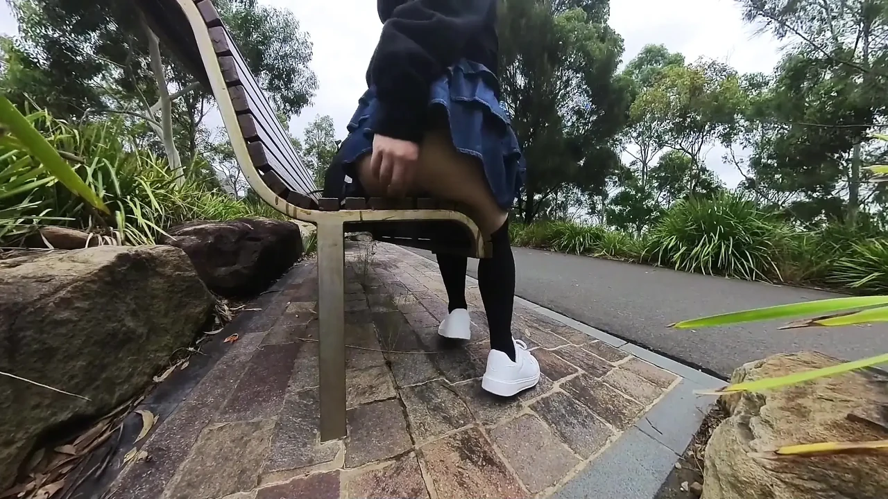Walking Around in the Busy City, Riding a Dildo in the Park and Testing My New Toy