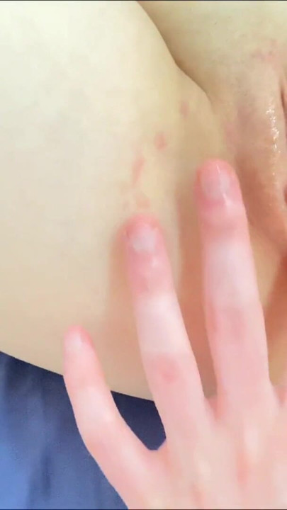 He removed the condom and exploded on my pussy | Clip 1