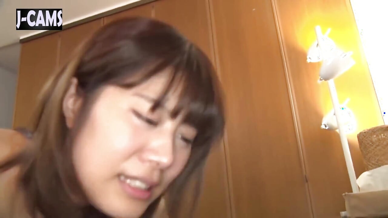 Rondborstige verleiding en creampie-seks met Akane Shiki - ep1