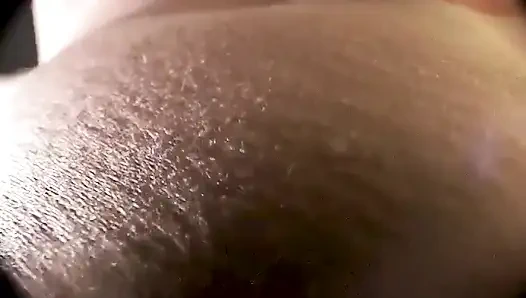 Brittany Andrews harika ejderha vücut boyası duman azdırıyor!