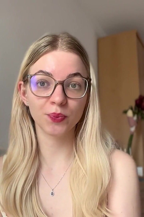 Cara Menjadi Dominatrix yang Sempurna (femdom)