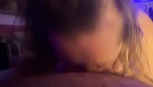 Teil 2:- Lanista Bear und Kitty mit ihren blowjob-fähigkeiten und sperma im mund gespritzt!