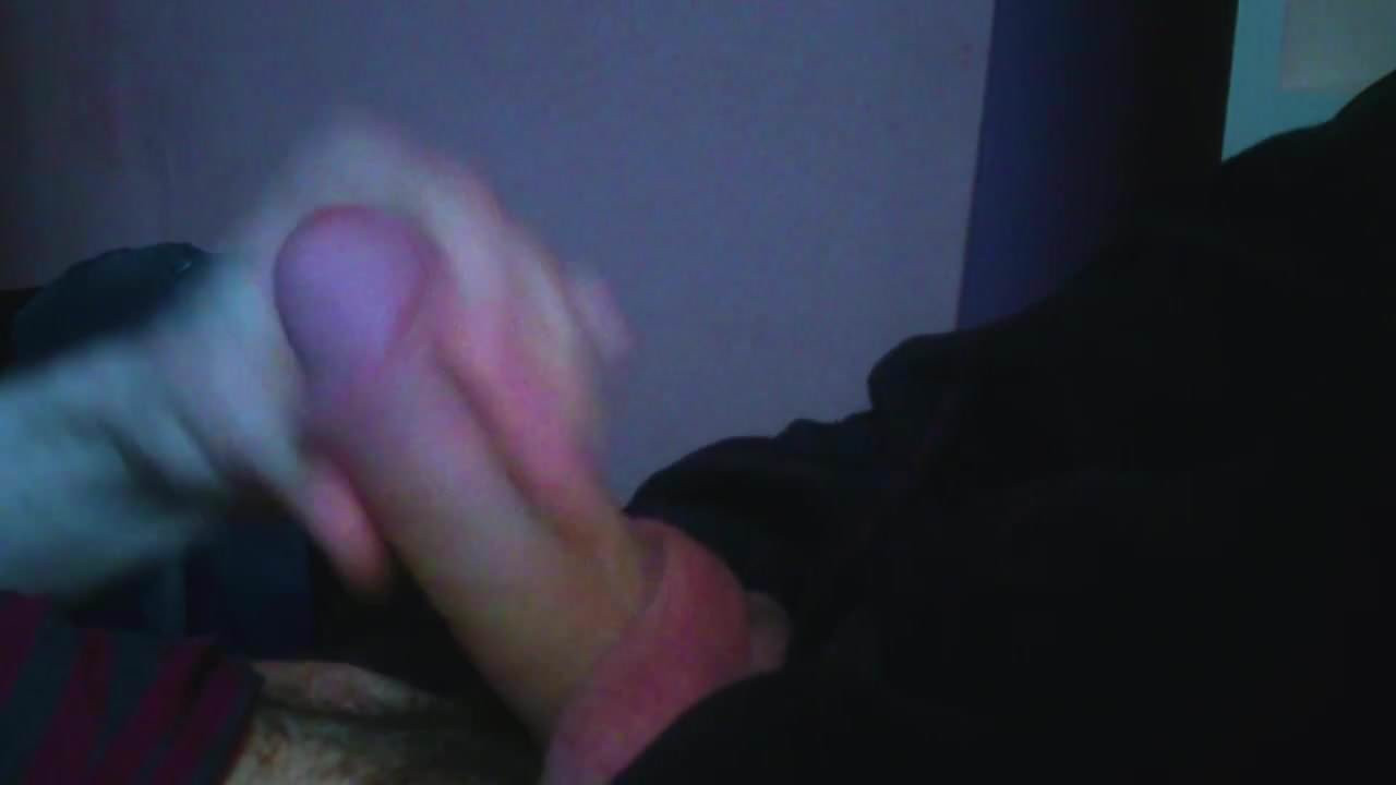Fast jerking off the thick cock