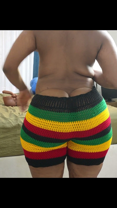 Ass so Big Tight Shorts Dont Fit