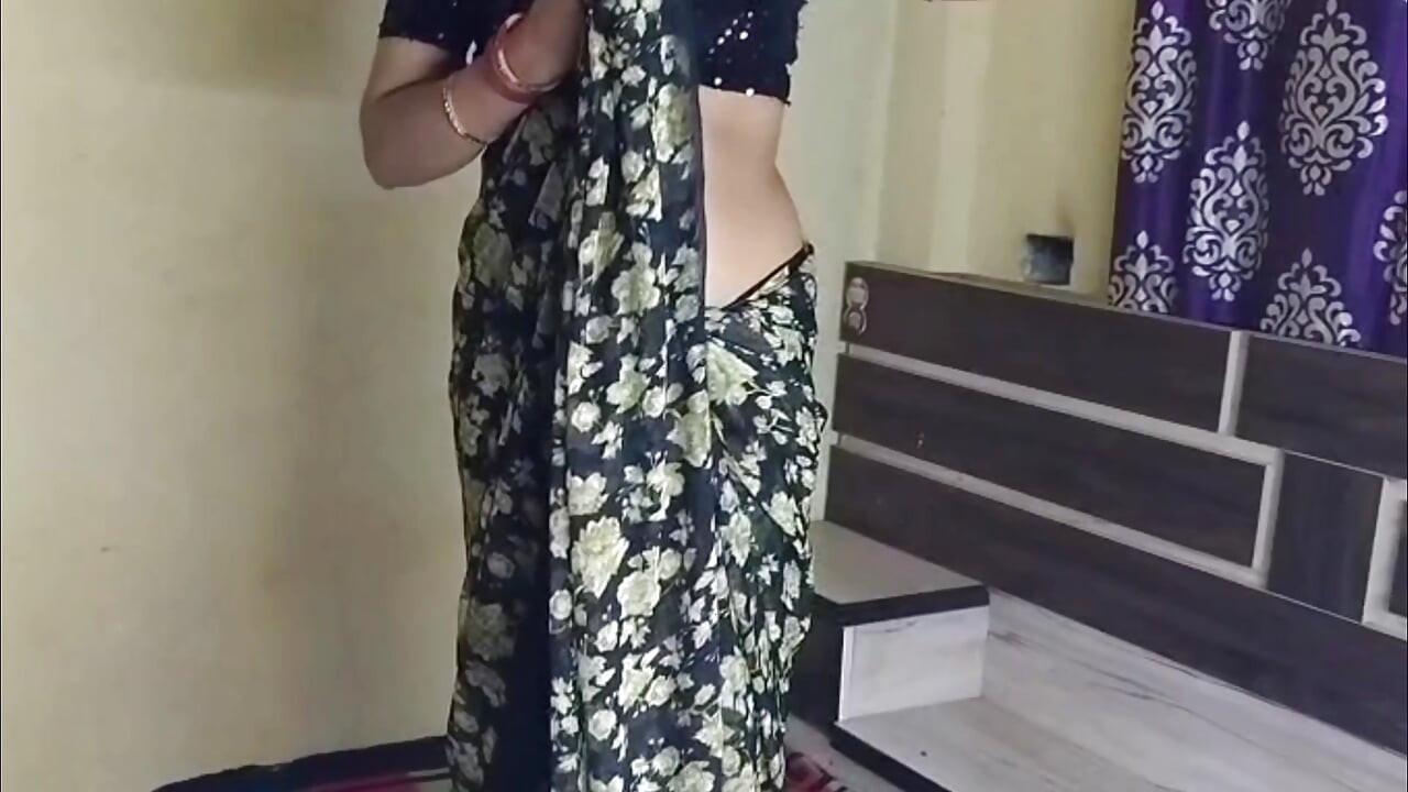 DESI XXX  MAKAN MALIK NE AKELI BHABHI KE SATH KIYA SEX SHORT FILM