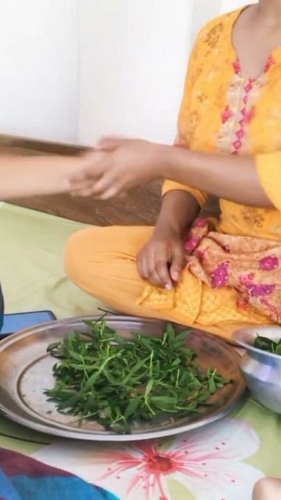 真实Bhabhi Ji和Devar非常浪漫的硬核性爱视频，带脏话 | 短片 1