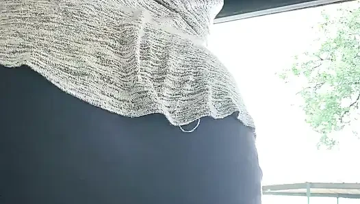 Bee'nin twerk yaparken ts-klitorisi teşhir ediyor