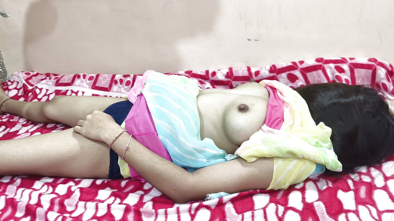 Bhabhi ko first time bathroom me le jakar bahut choda