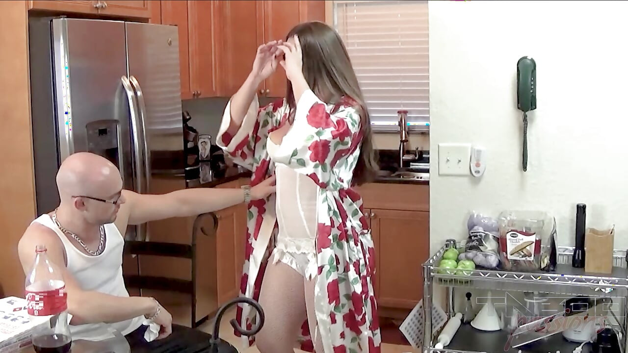 Getting My Big Ass Step Mom Madisin Lee Pregnant
