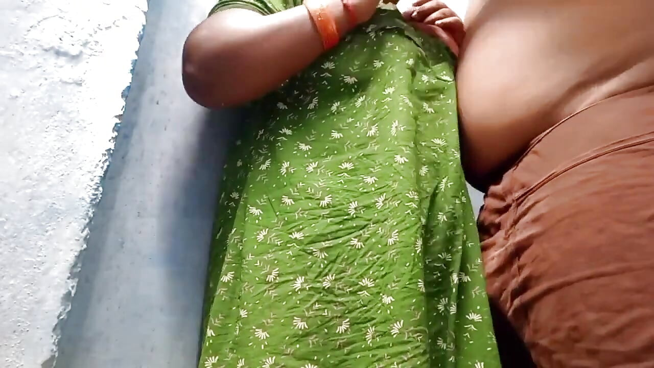 Tamil Wife Fucking and Sucking in Bathroom