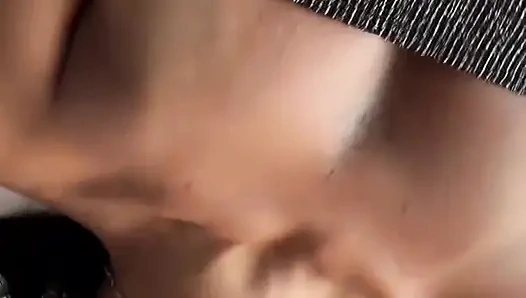 Uzan ve büyük yarak yut - minyon esmer latin bakış açısıyla aşırı sakso ve domaltmalı sikiş için hazır