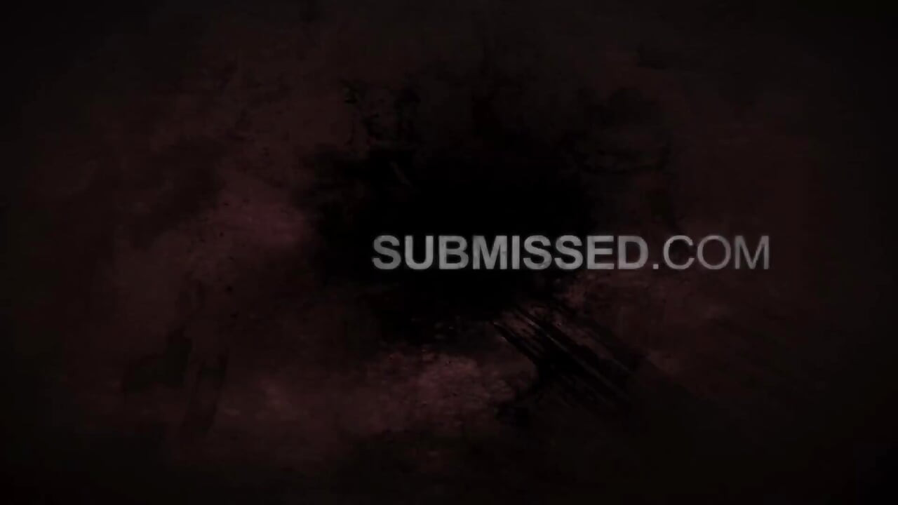 汗流浹背的珍妮被綁起來堵嘴