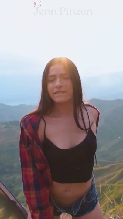 Hermosa Latina Delgada Tiene Sexo Acampando En Las Montañas Con Su Gran Culo - Jenn Pinzon